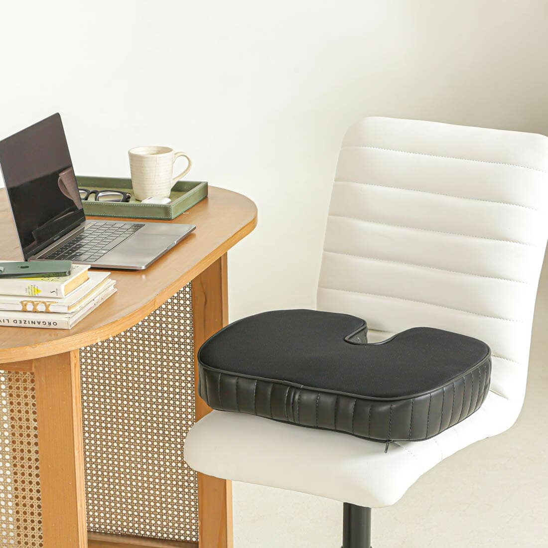 Sprucesoft - Coccyx Tailbone Support Seat Cushion - Firm Seat Cushion The White Willow Soft ~ Memory Foam ~ Below 60 kg Jet Black
