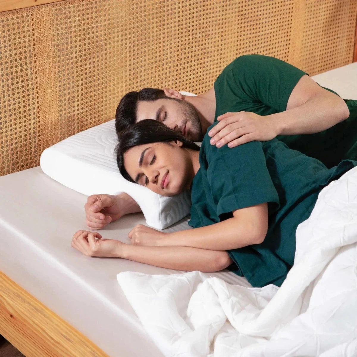 TogetherRest Hug Pillow Speciality Pillow The White Willow 
