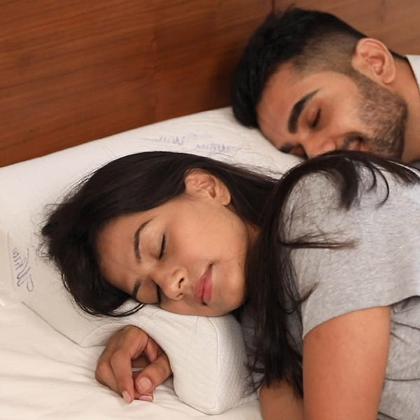 Delhi Girls Sleeping Sex Video - Couple Arm Hug Memory Foam Love Pillow for Cuddly Sleepers- The White Willow