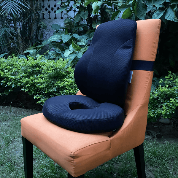 https://thewhitewillow.in/cdn/shop/products/wingman-work-from-home-combo-memory-foam-lumbar-backrest-pillow-hr-foam-donut-seat-cushion-medium-firm-combo-the-white-willow-643033_grande.png?v=1623450532